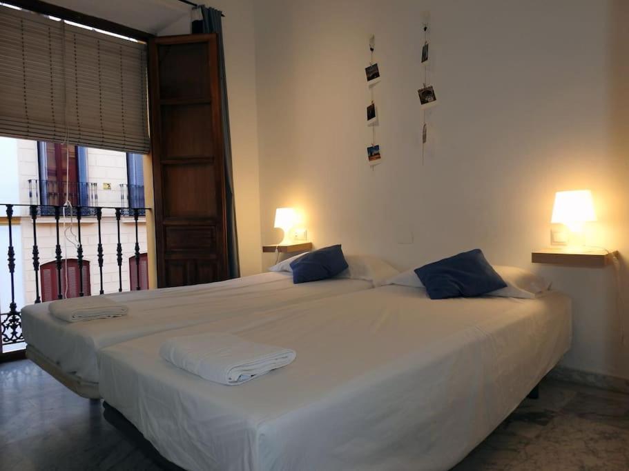 Apartamento En Sevilla Centro Con Vistas A La Plaza Alameda De Hercules - Hasta 6 Personas Екстериор снимка