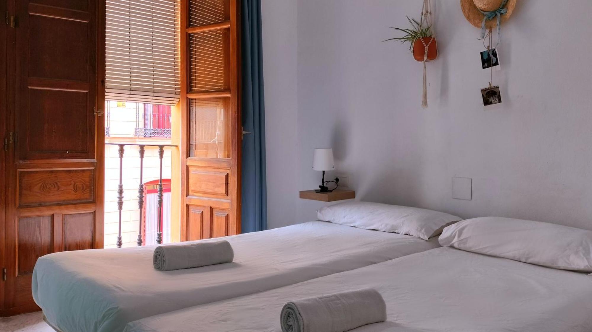 Apartamento En Sevilla Centro Con Vistas A La Plaza Alameda De Hercules - Hasta 6 Personas Екстериор снимка